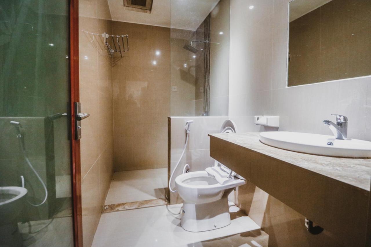 Reddoorz Plus Near Jambi Prima Mall Exterior photo